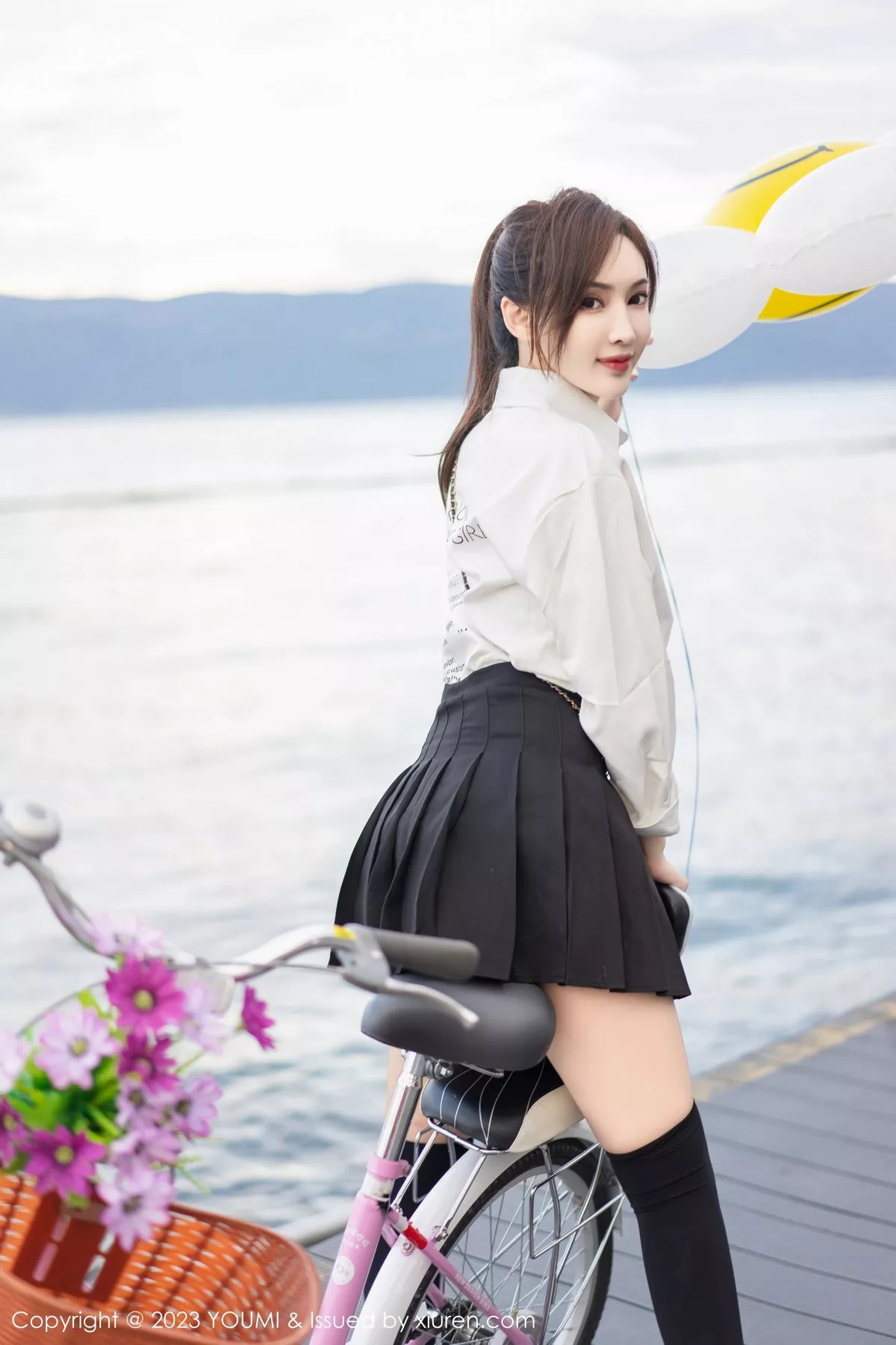 [YouMi尤蜜荟]第903期周妍希写真