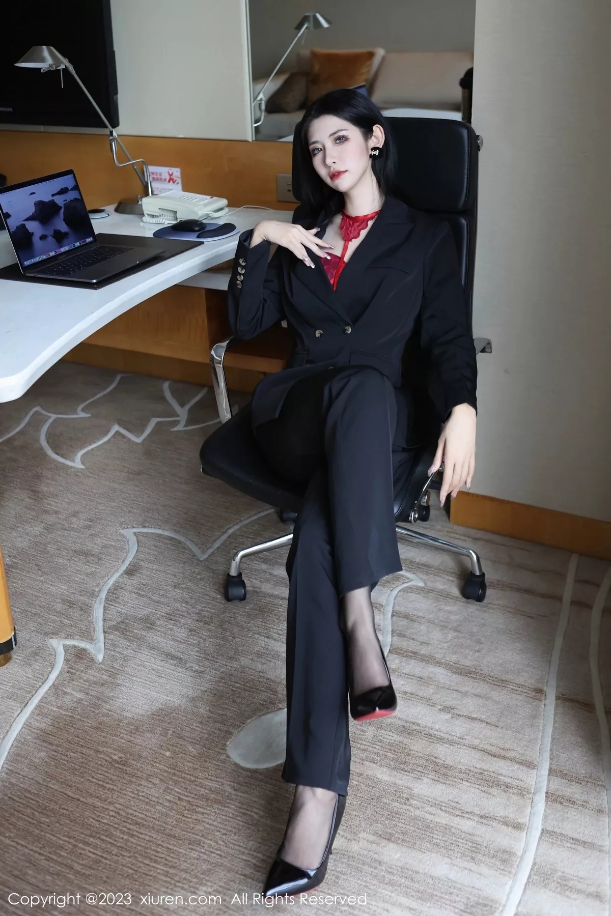 [XiuRen秀人网]第6402期依娜写真