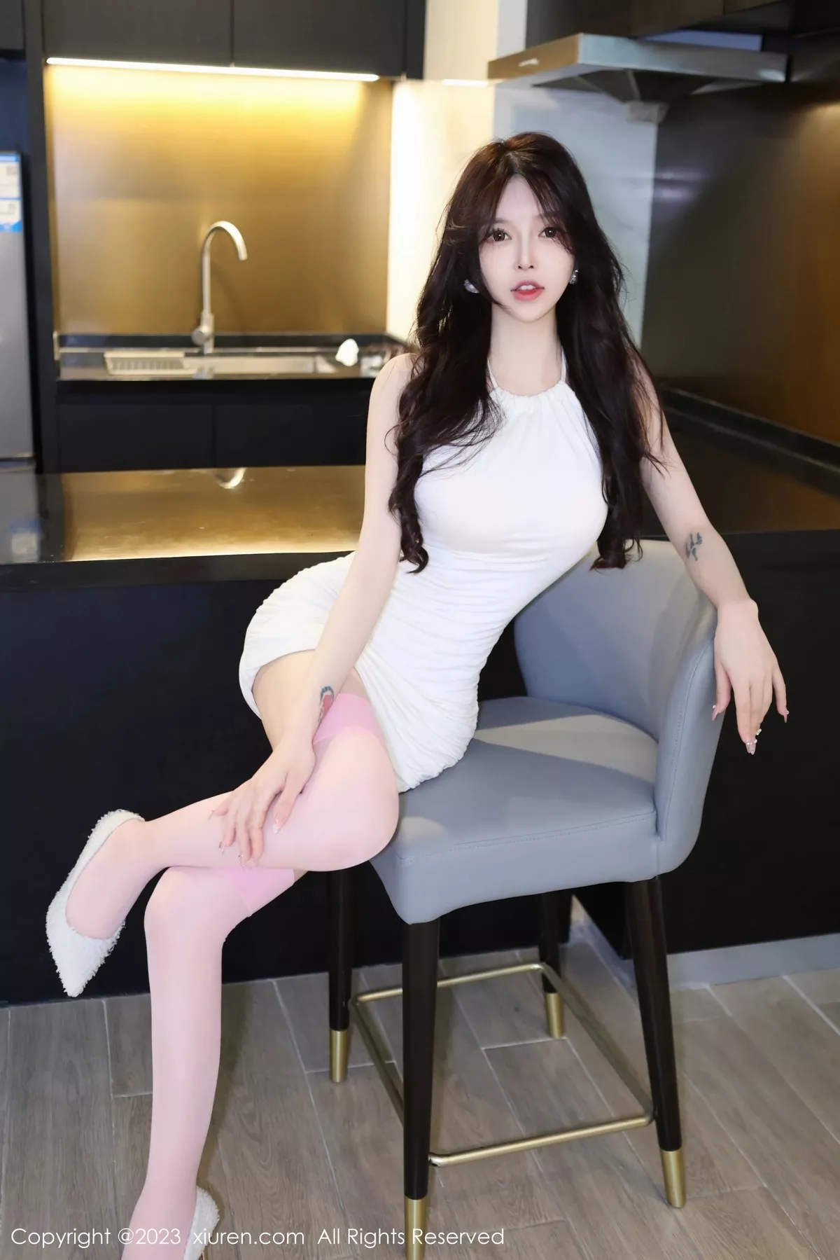 [XiuRen秀人网]第6527期玉兔写真