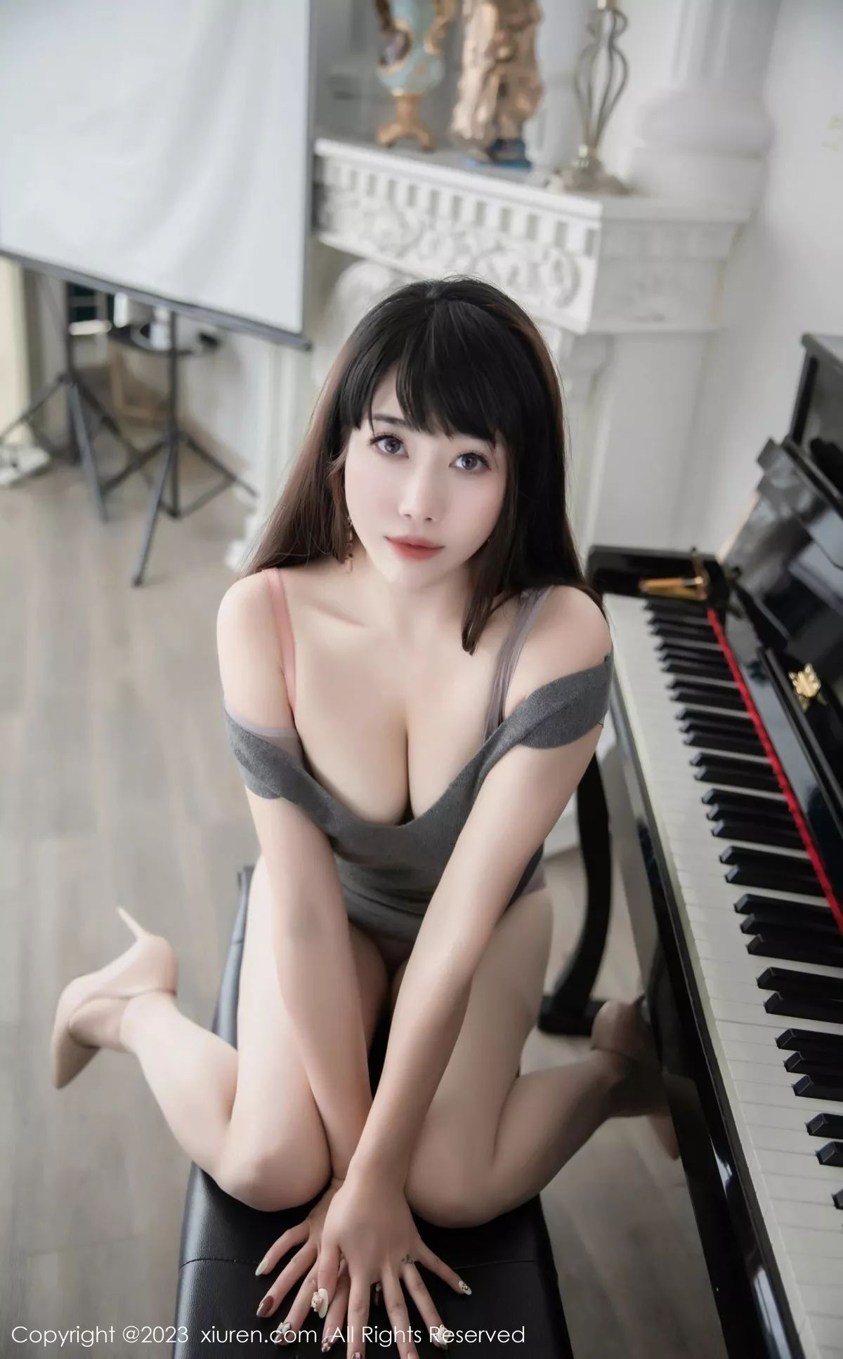 [XiuRen秀人网]第6532期严利娅写真