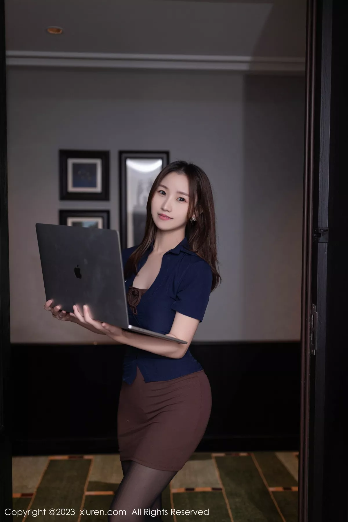 [XiuRen秀人网]第7417期杏子写真