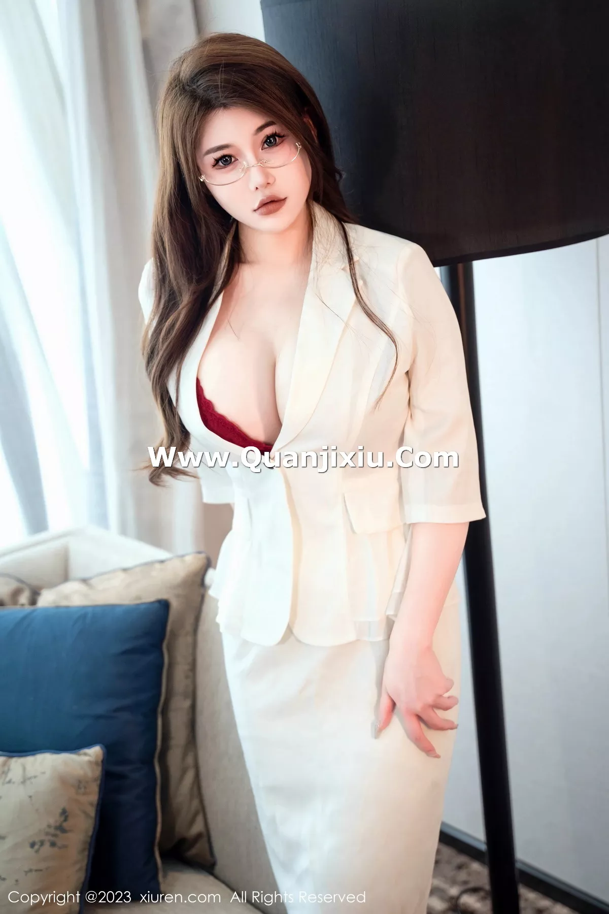 [XiuRen秀人网]第7706期甜妮写真