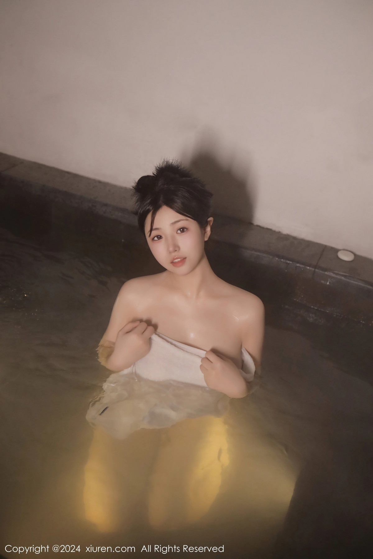 [XiuRen秀人网]第7977期陈小花写真