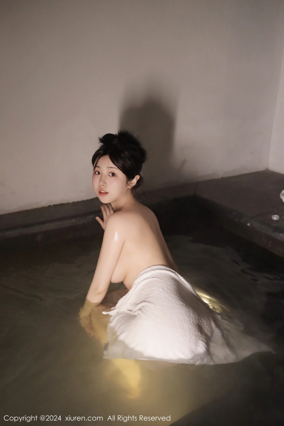 [XiuRen秀人网]第7977期陈小花写真