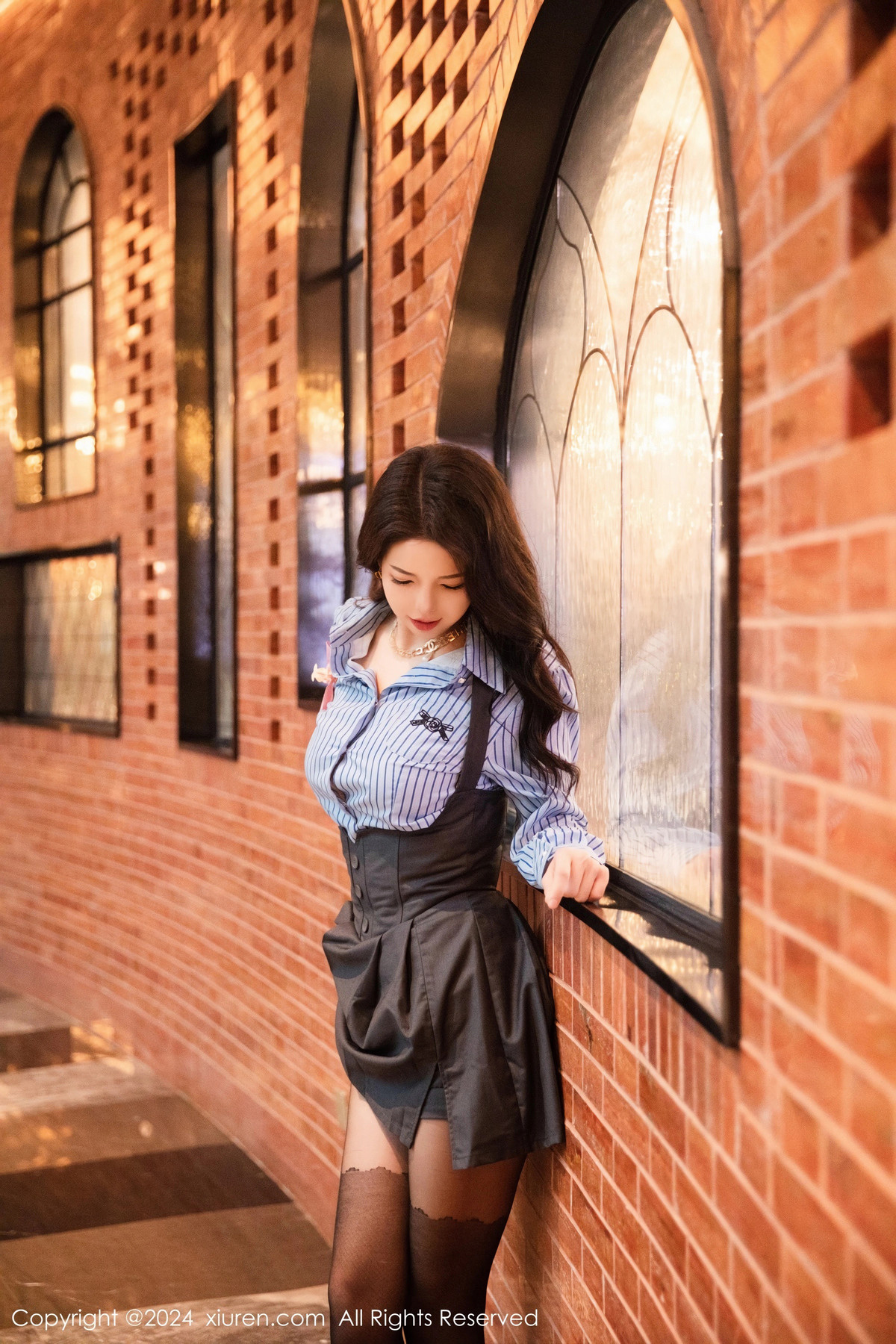 [XiuRen秀人网]第7979期大美妞儿写真
