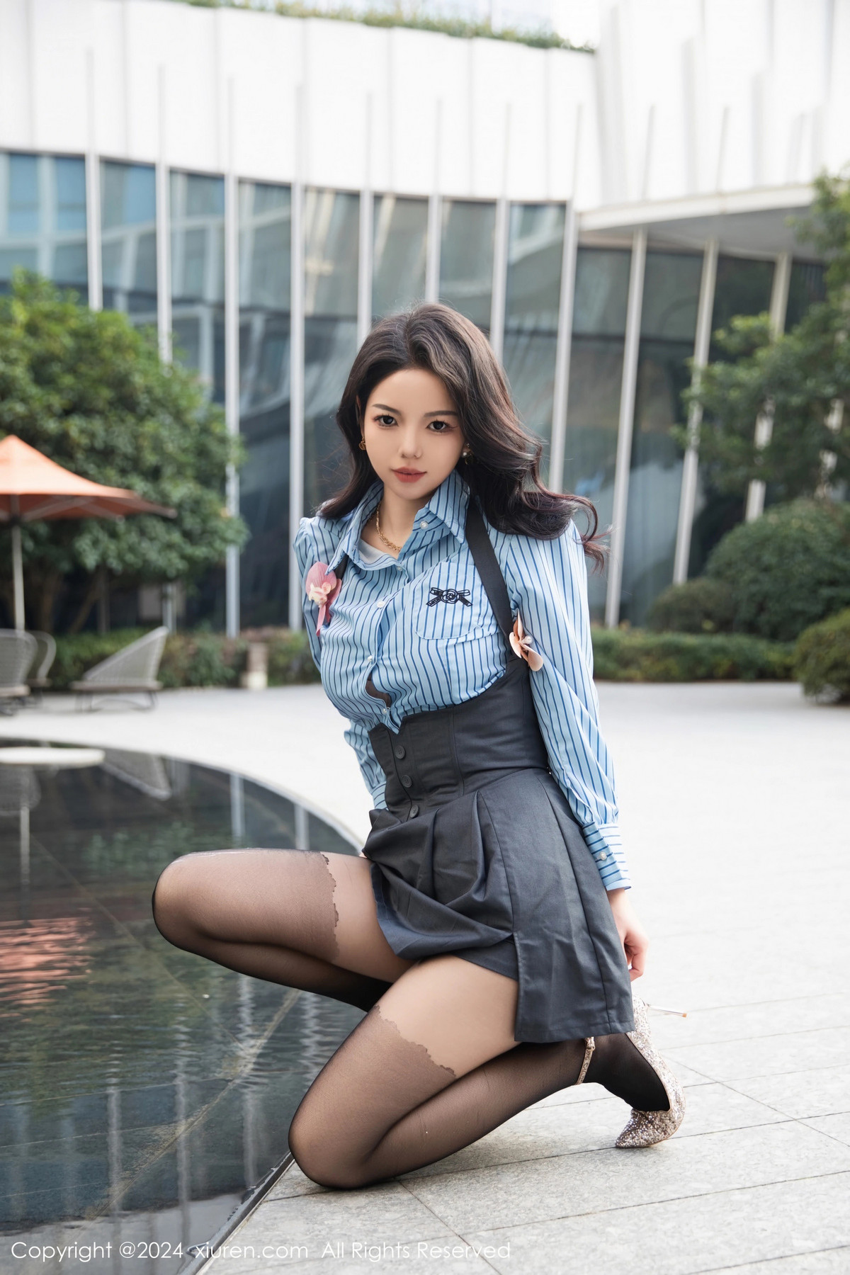 [XiuRen秀人网]第7979期大美妞儿写真