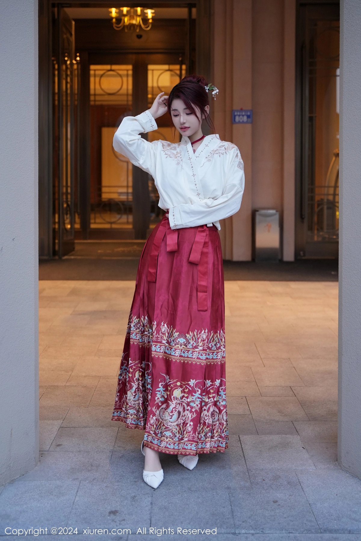 [XiuRen秀人网]第7985期美七写真
