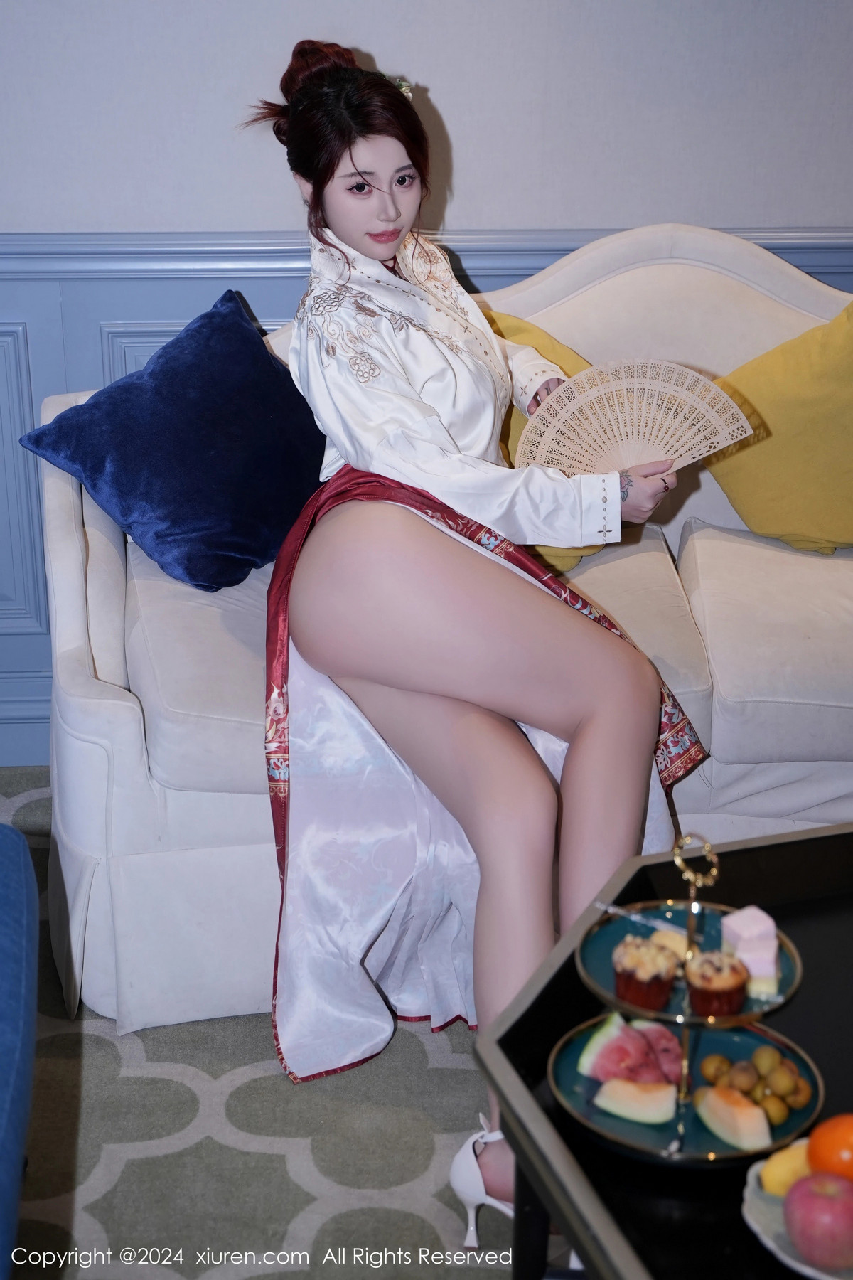 [XiuRen秀人网]第7985期美七写真