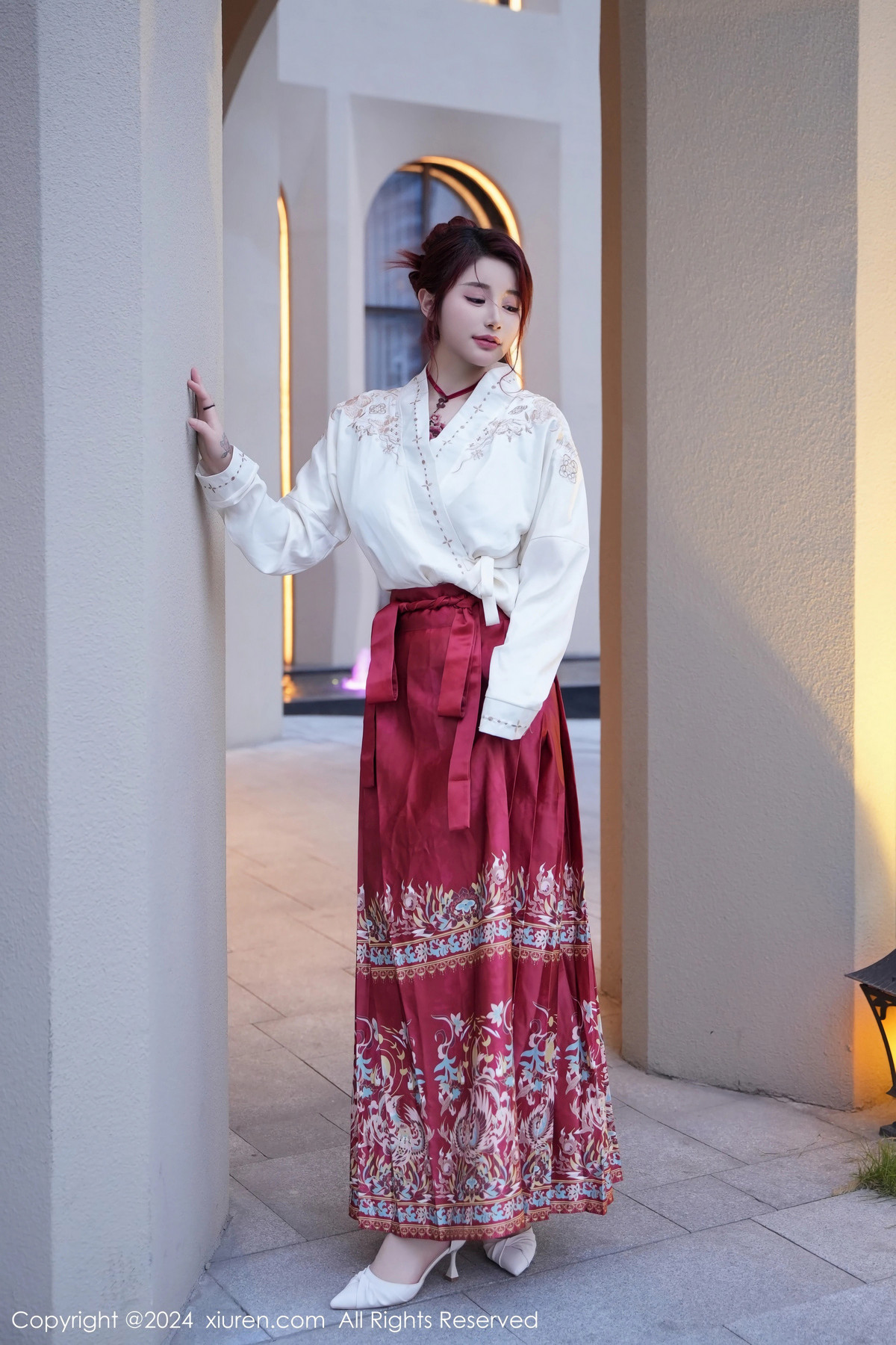 [XiuRen秀人网]第7985期美七写真