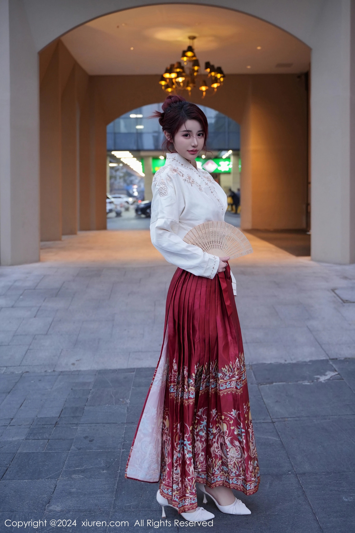 [XiuRen秀人网]第7985期美七写真