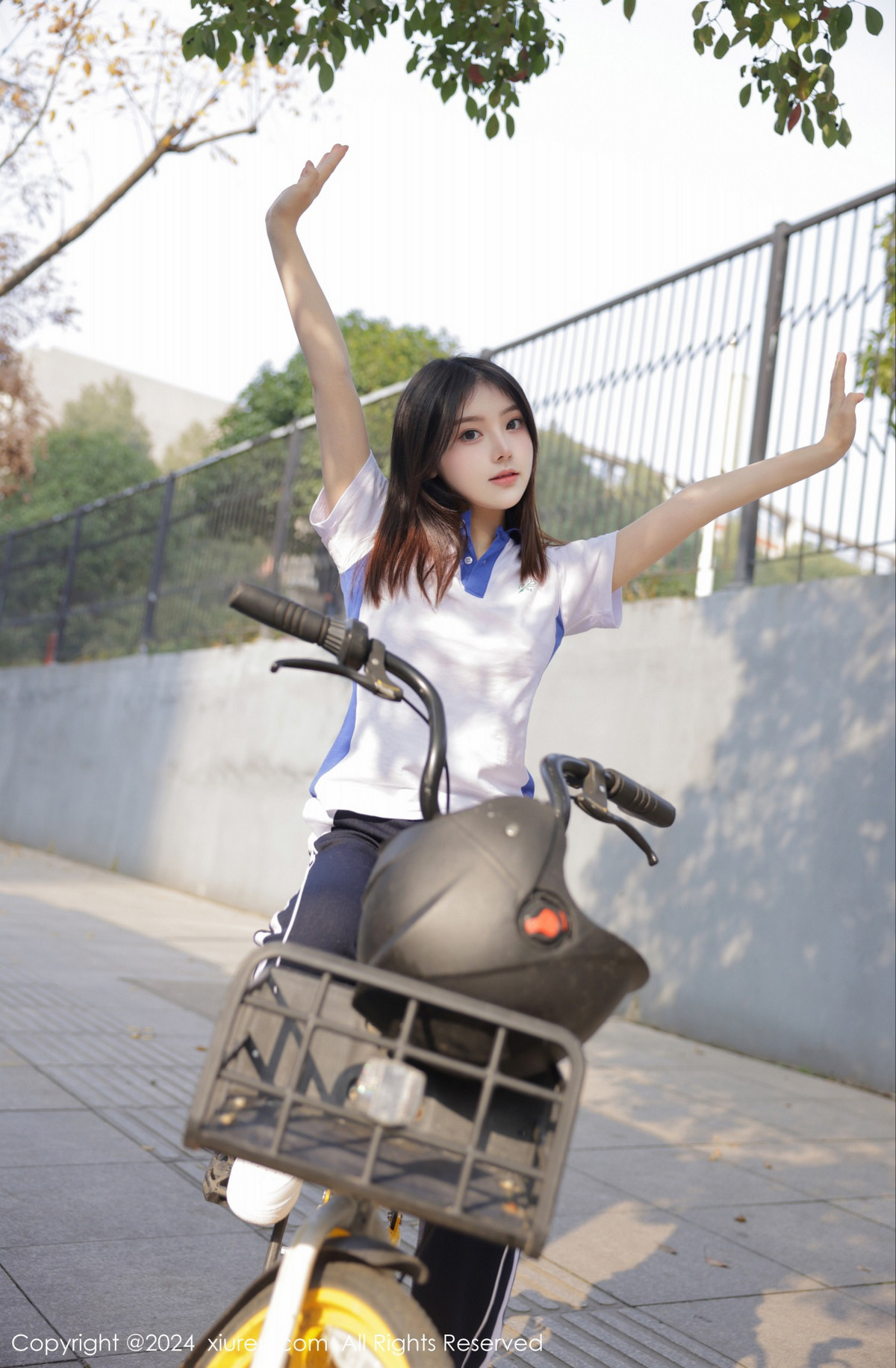 [XiuRen秀人网]第7994期豆瓣酱写真
