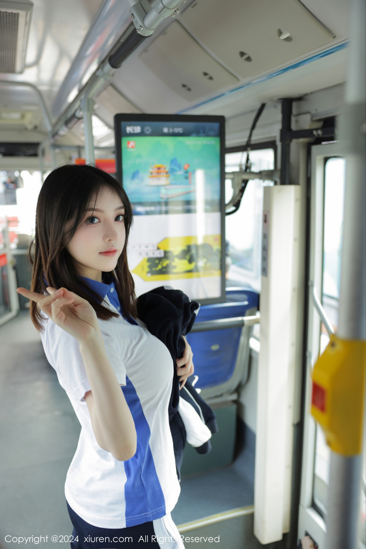 [XiuRen秀人网]第7994期豆瓣酱写真