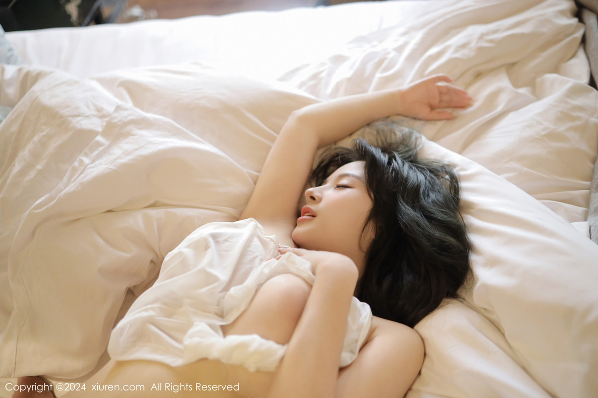 [XiuRen秀人网]第8002期沈思怡写真