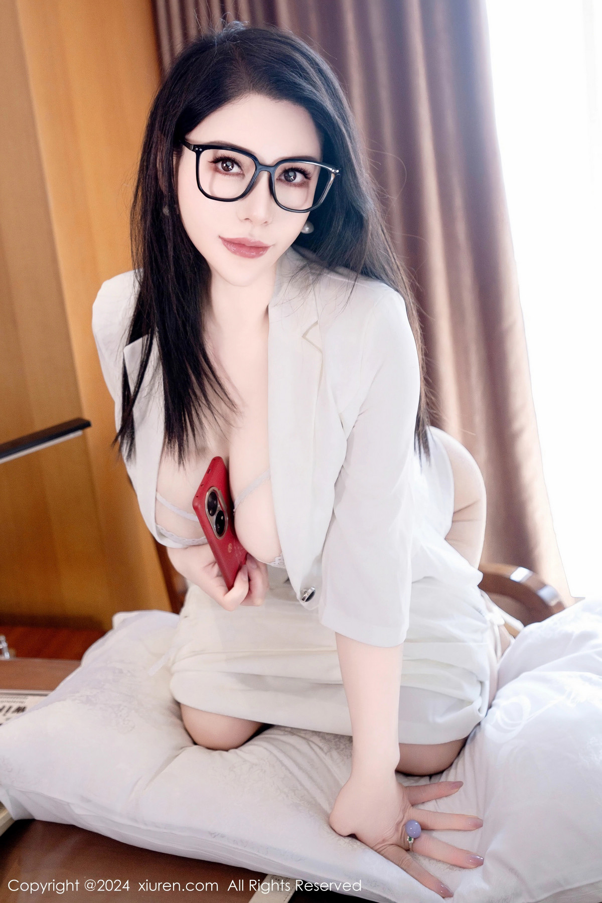 [XiuRen秀人网]第8008期悦悦姐写真