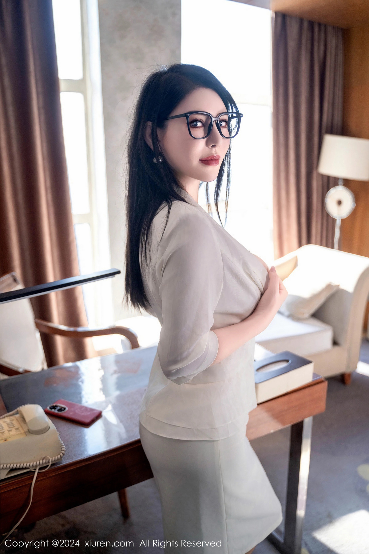[XiuRen秀人网]第8008期悦悦姐写真