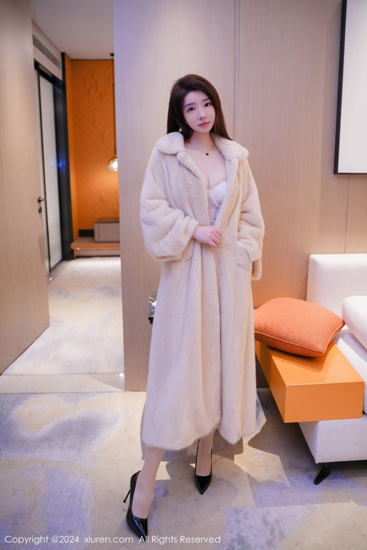 [XiuRen秀人网]第8013期雨儿酱写真