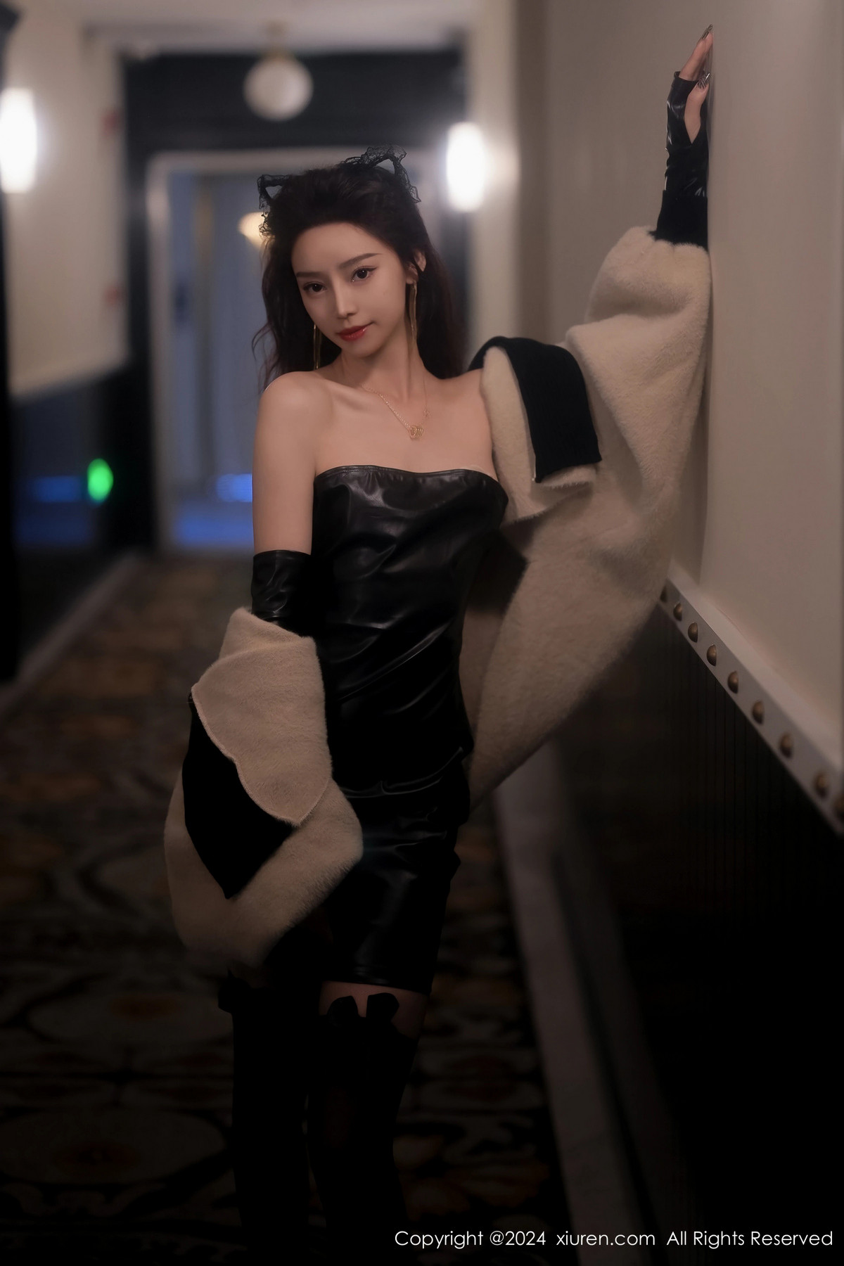 [XiuRen秀人网]第8049期苏曼兮写真