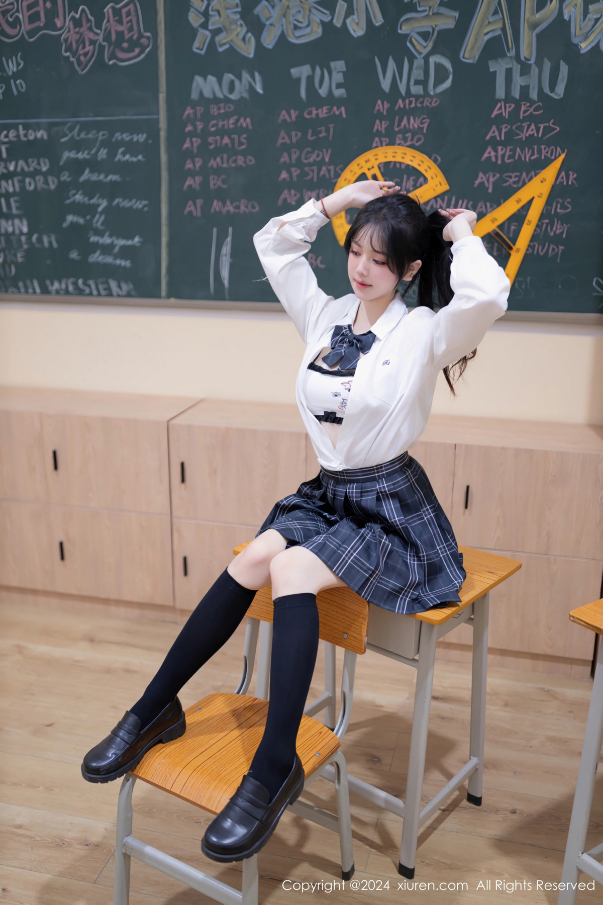 [XiuRen秀人网]第8058期幼幼写真