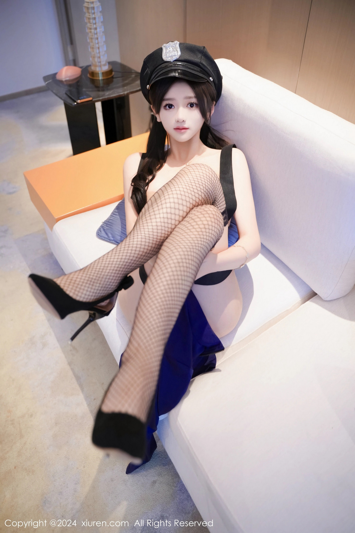 [XiuRen秀人网]第8066期奶茶味的包子写真