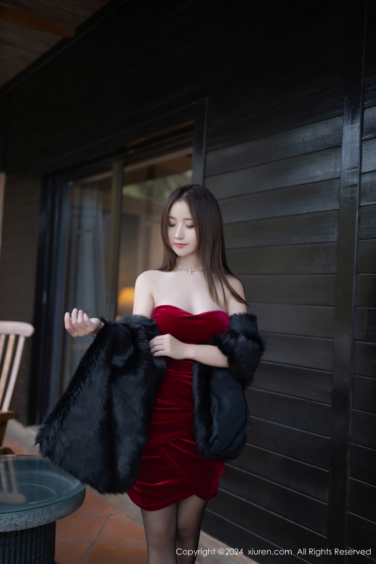[XiuRen秀人网]第8077期杏子写真