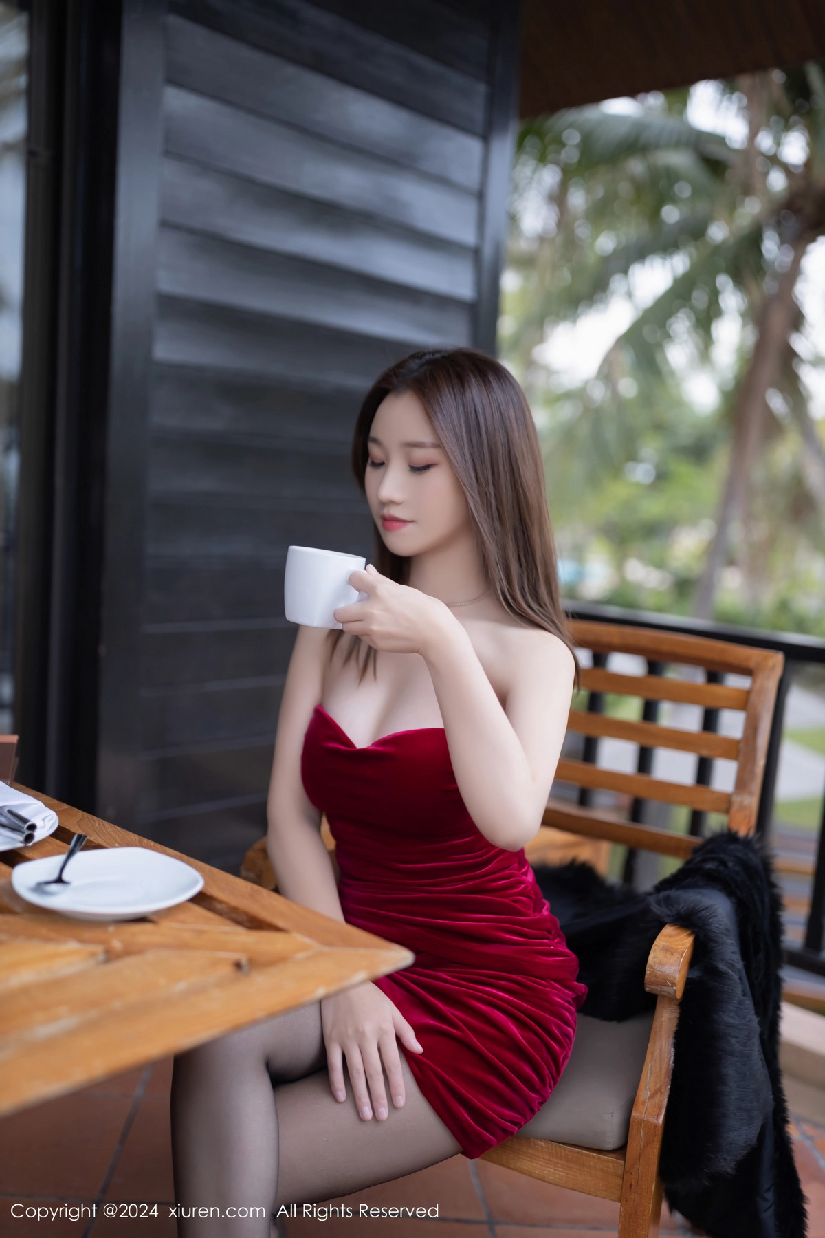 [XiuRen秀人网]第8077期杏子写真