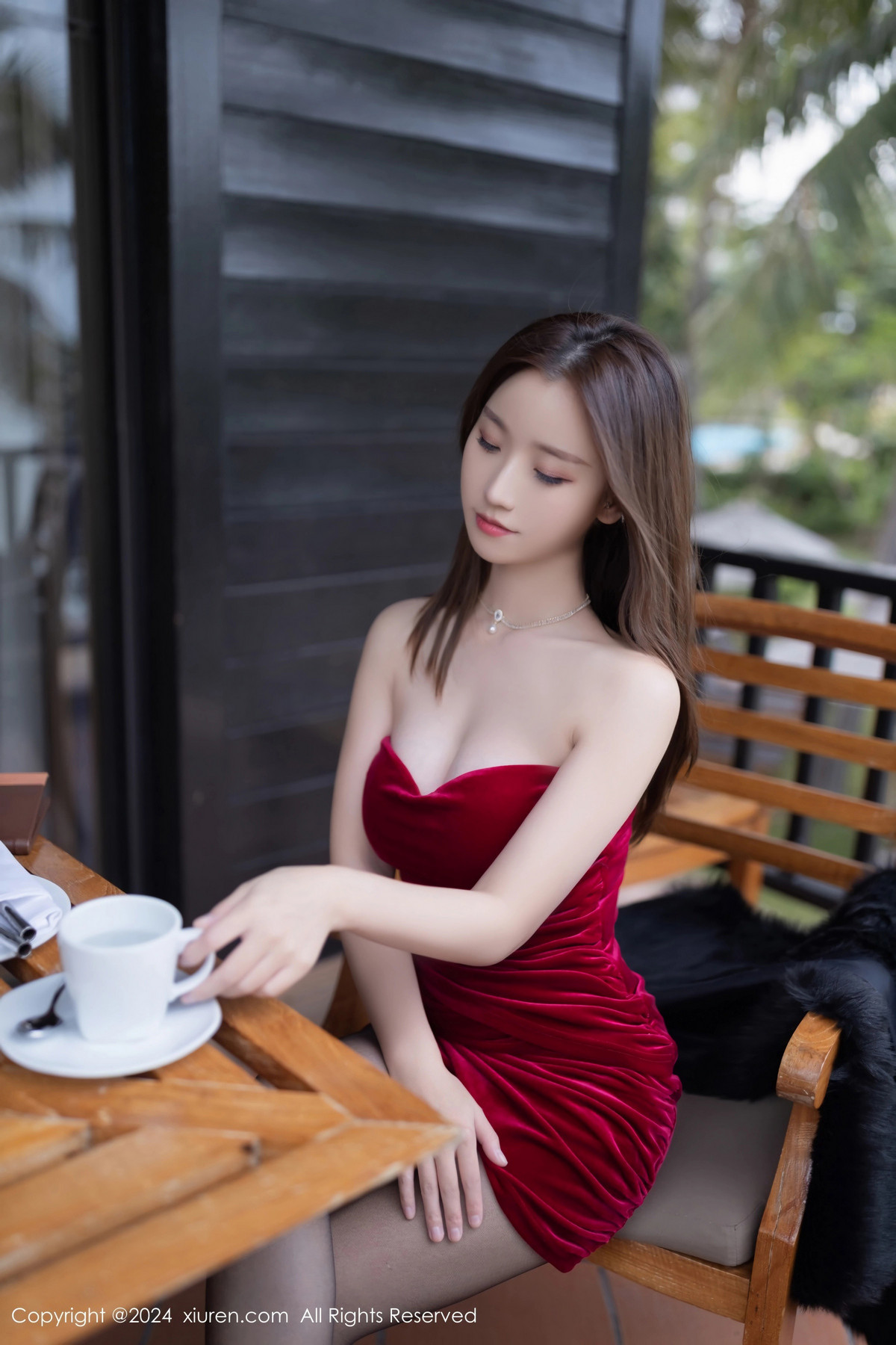[XiuRen秀人网]第8077期杏子写真