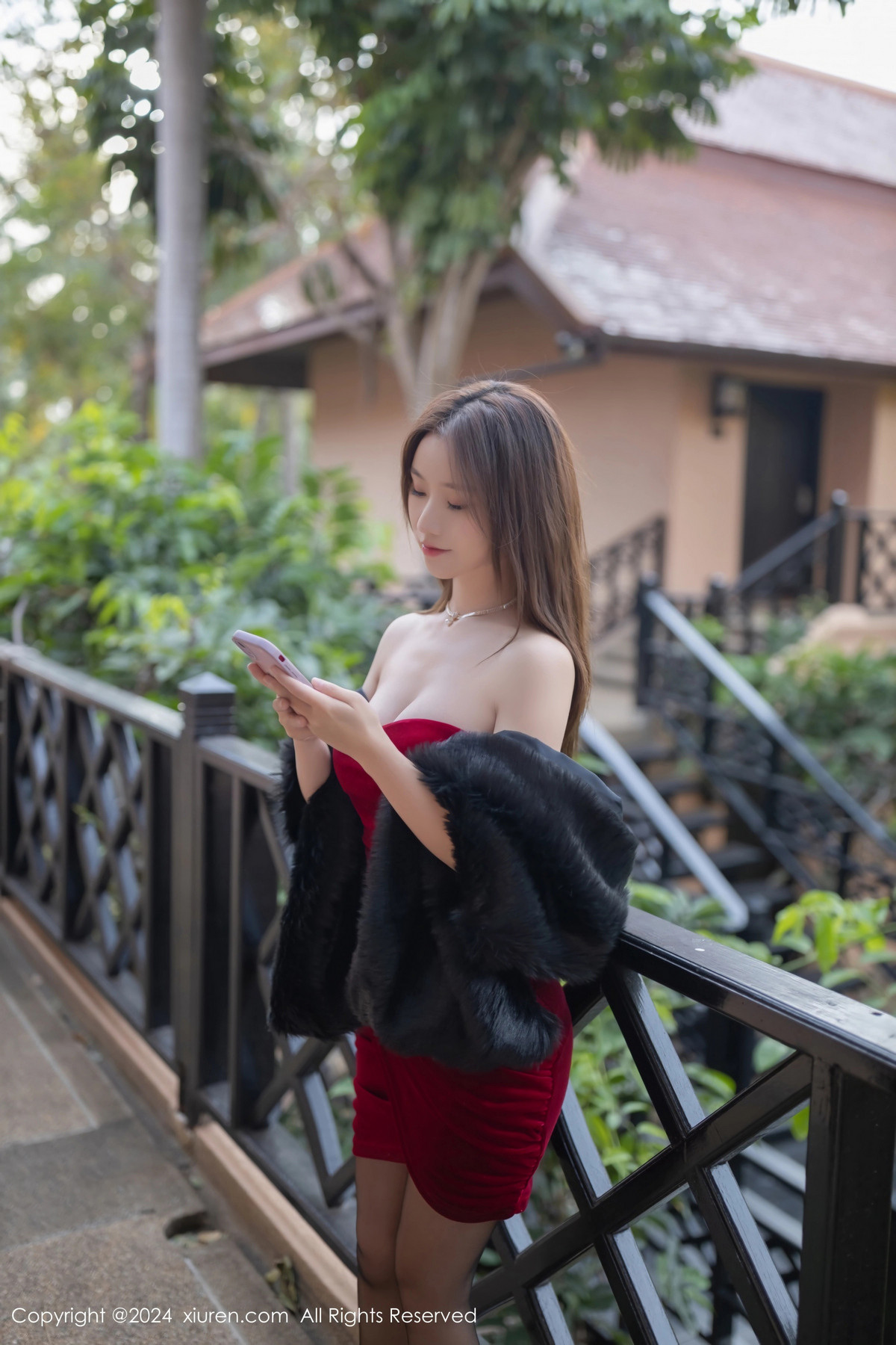 [XiuRen秀人网]第8077期杏子写真