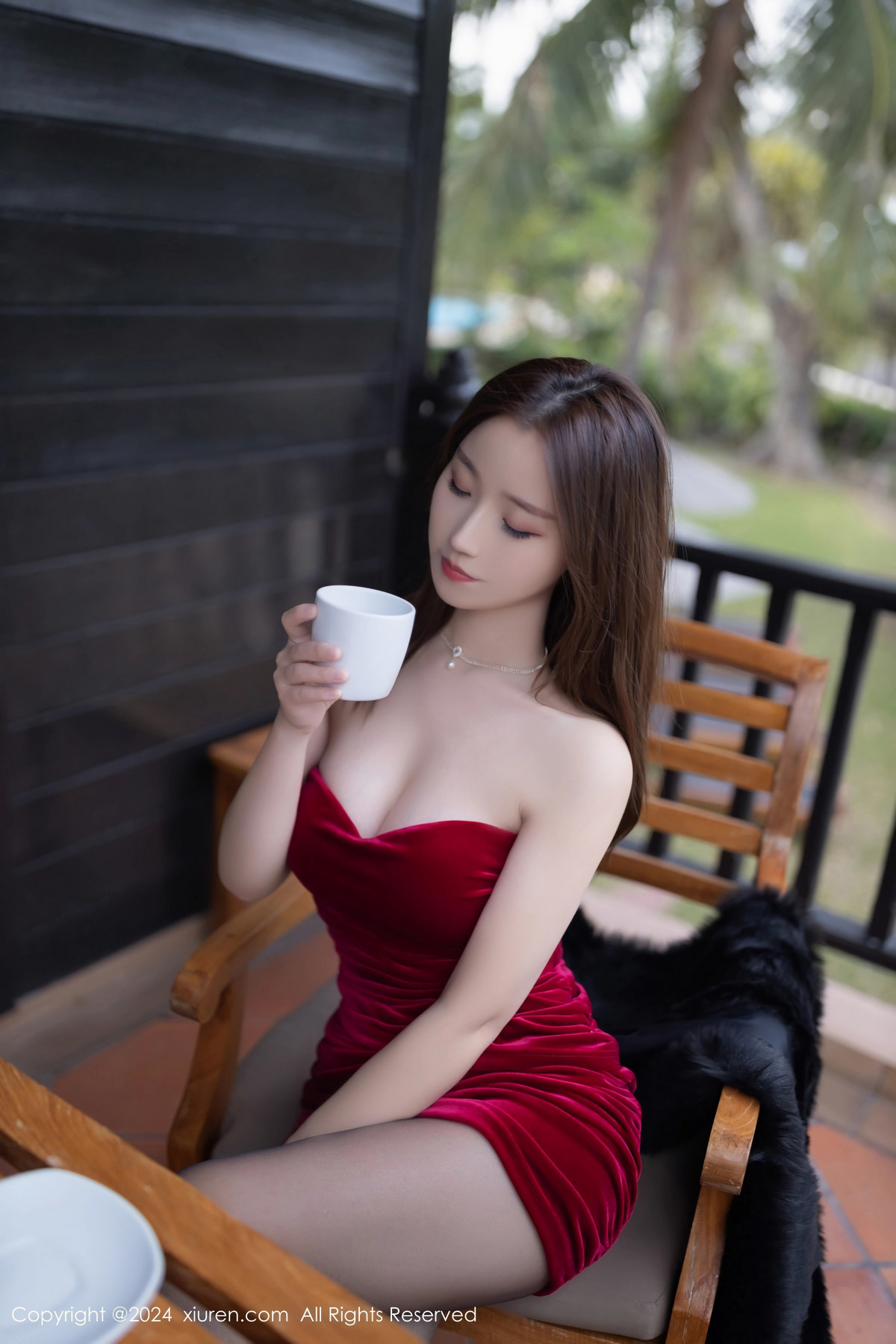 [XiuRen秀人网]第8077期杏子写真