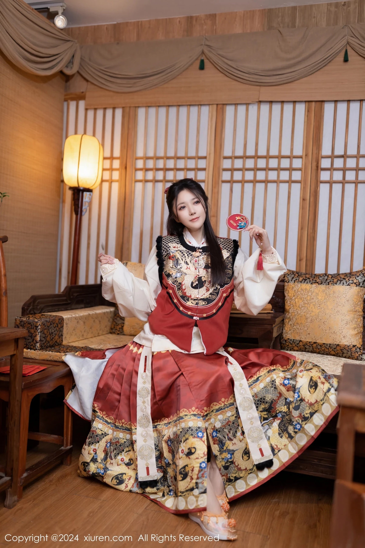 [XiuRen秀人网]第8095期鱼子酱写真