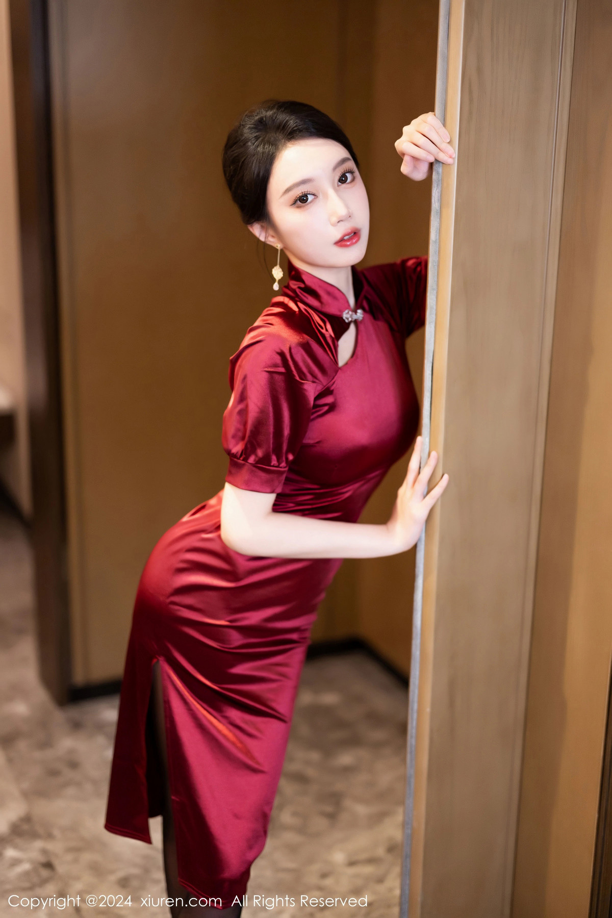 [XiuRen秀人网]第8479期玥儿玥写真