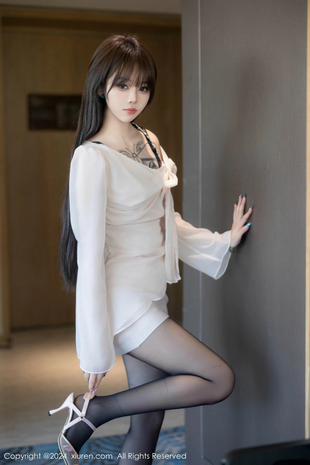 [XiuRen秀人网]第8591期奶瓶写真