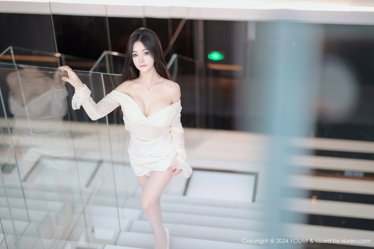 [YouMi尤蜜荟]第1072期谭小灵写真