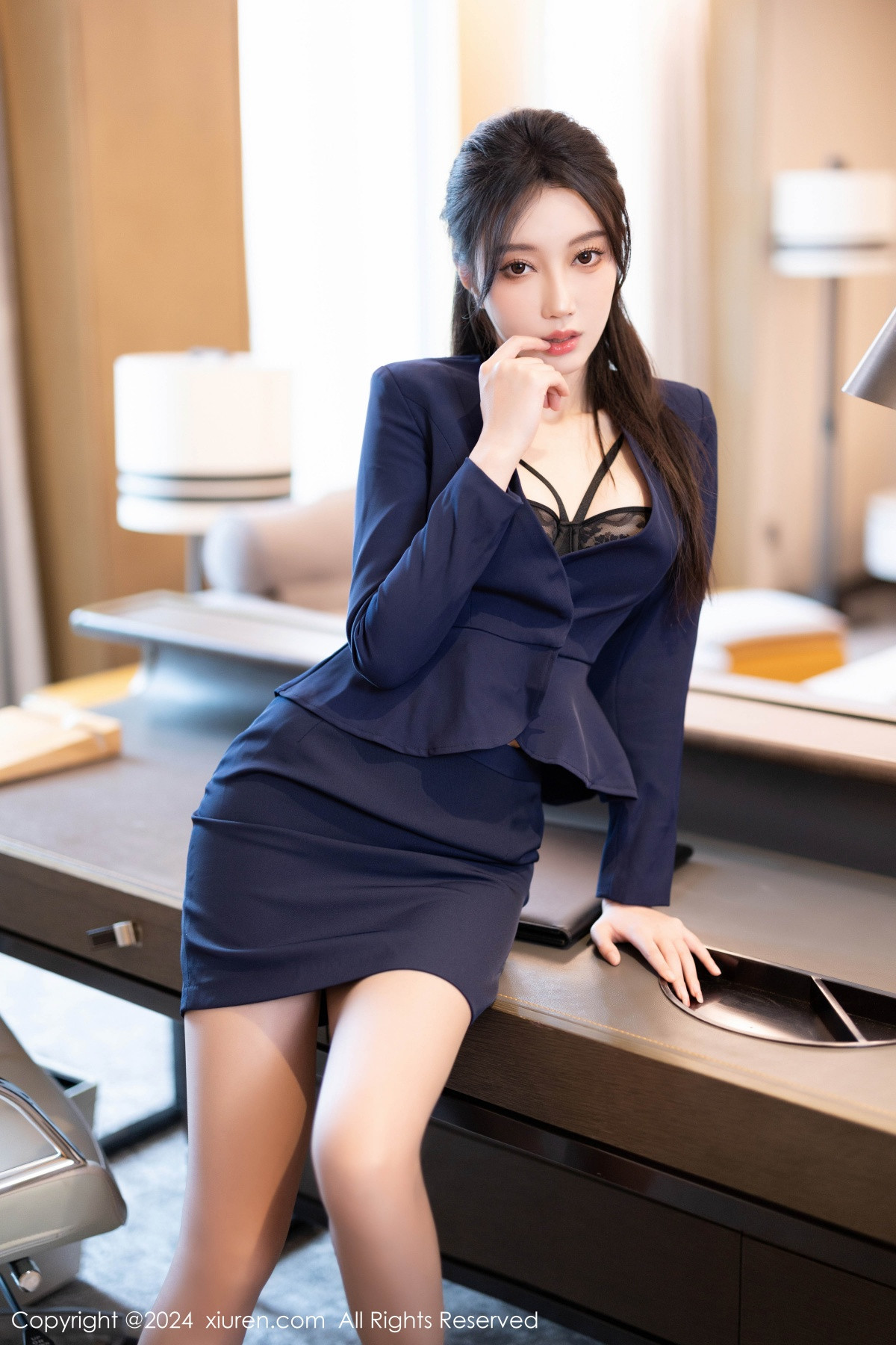 [XiuRen秀人网]第8669期玥儿玥写真