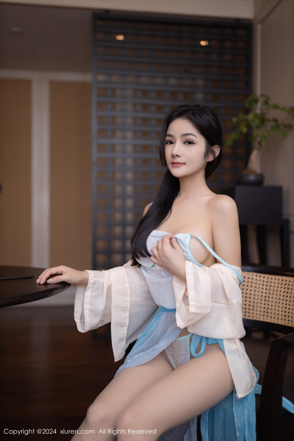 [XiuRen秀人网]第8691期谭小灵写真