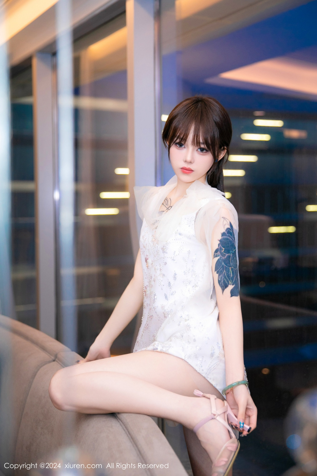 [XiuRen秀人网]第8696期奶瓶写真