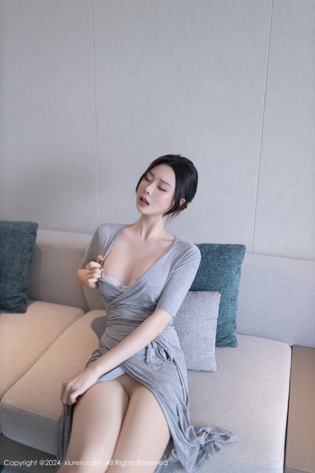 [XiuRen秀人网]第8699期小逗逗写真