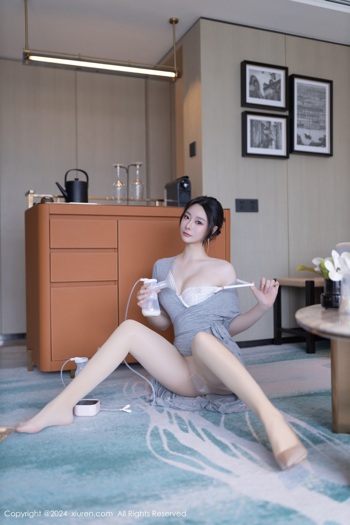 [XiuRen秀人网]第8699期小逗逗写真