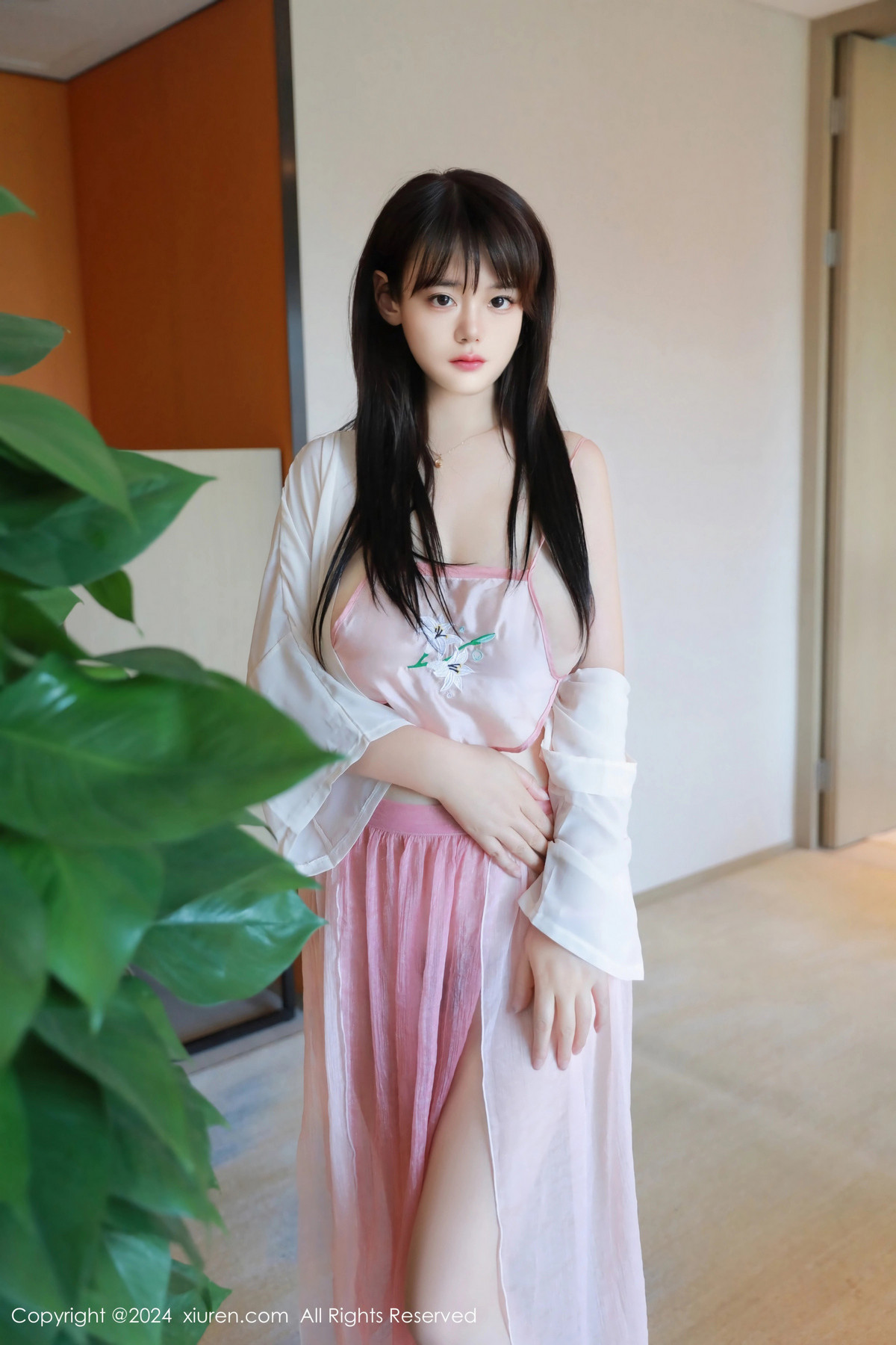 [XiuRen秀人网]第8724期陈柒柒写真
