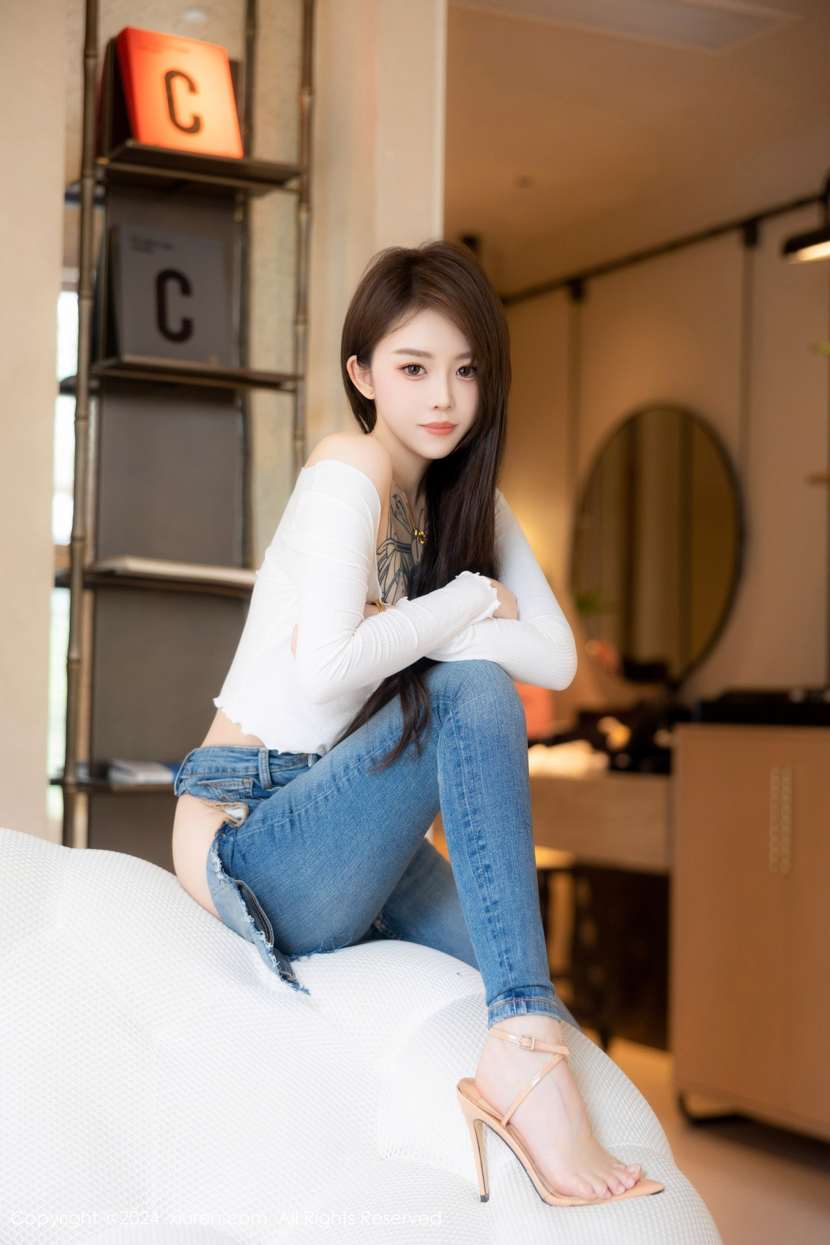 [XiuRen秀人网]第8740期奶瓶写真
