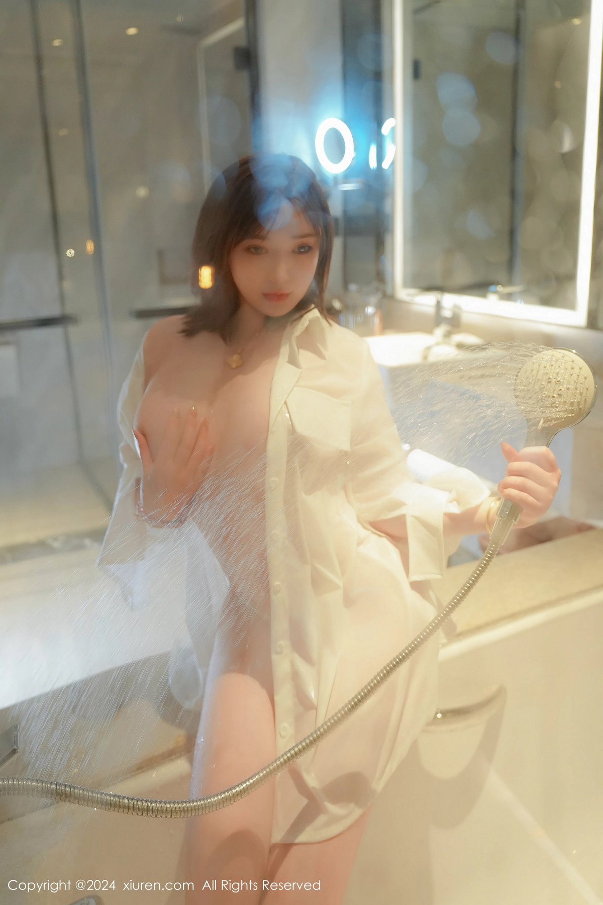 [XiuRen秀人网]第8763期豆酱写真