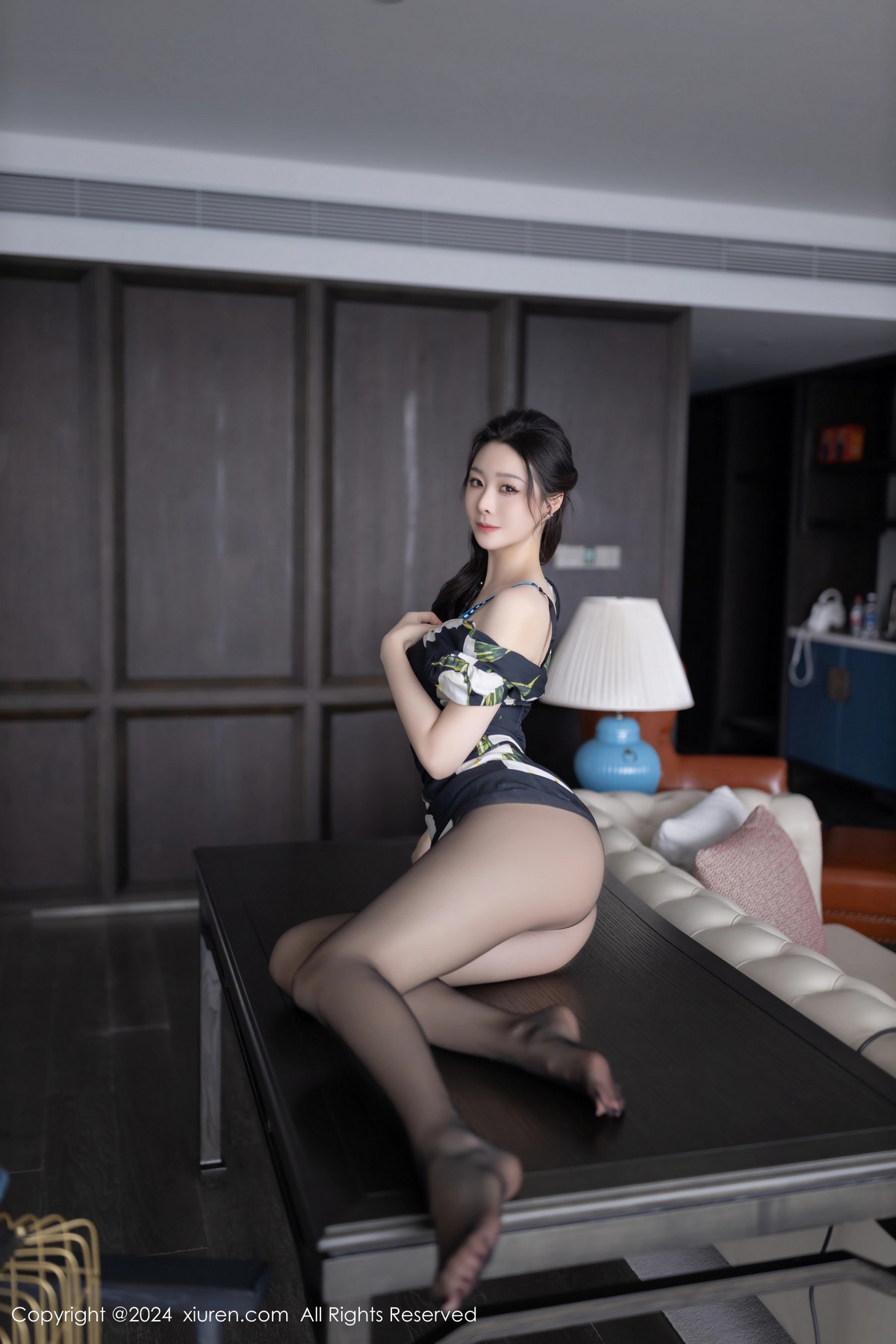 [XiuRen秀人网]第8768期小逗逗写真