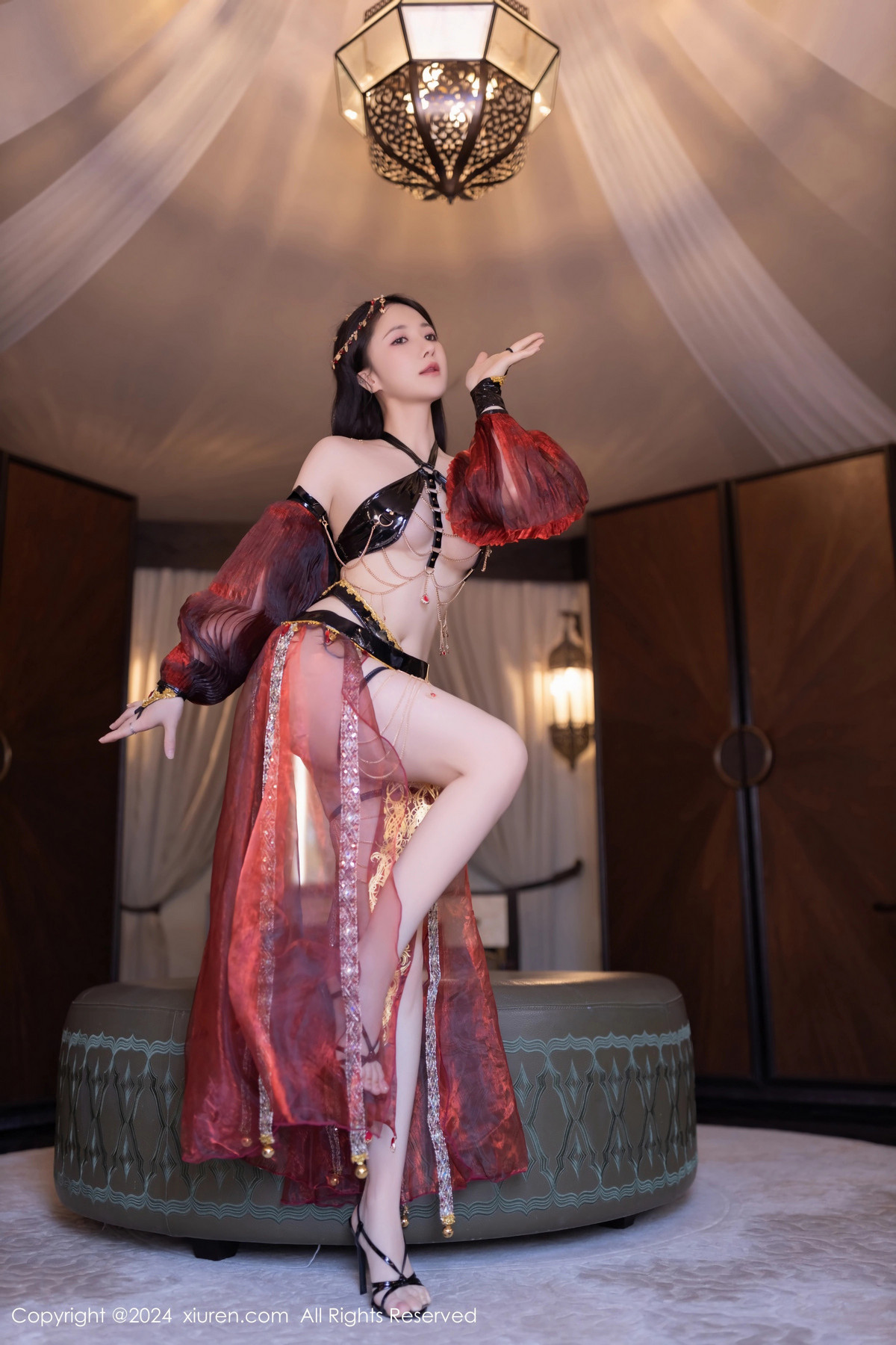 [XiuRen秀人网]第8778期鱼子酱写真