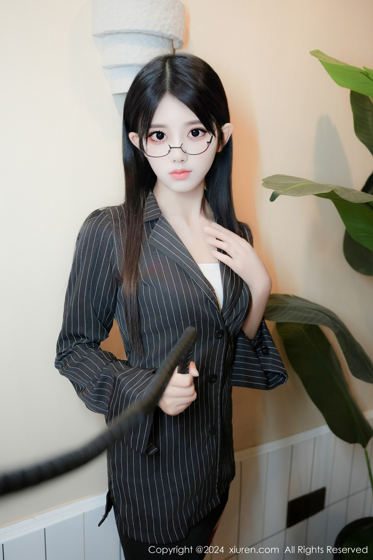 [XiuRen秀人网]第8802期美少女写真