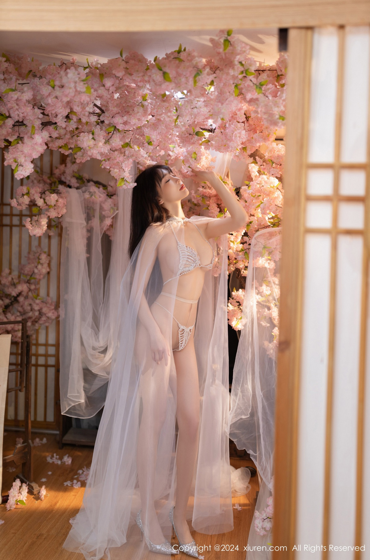 [XiuRen秀人网]第8807期陆萱萱写真