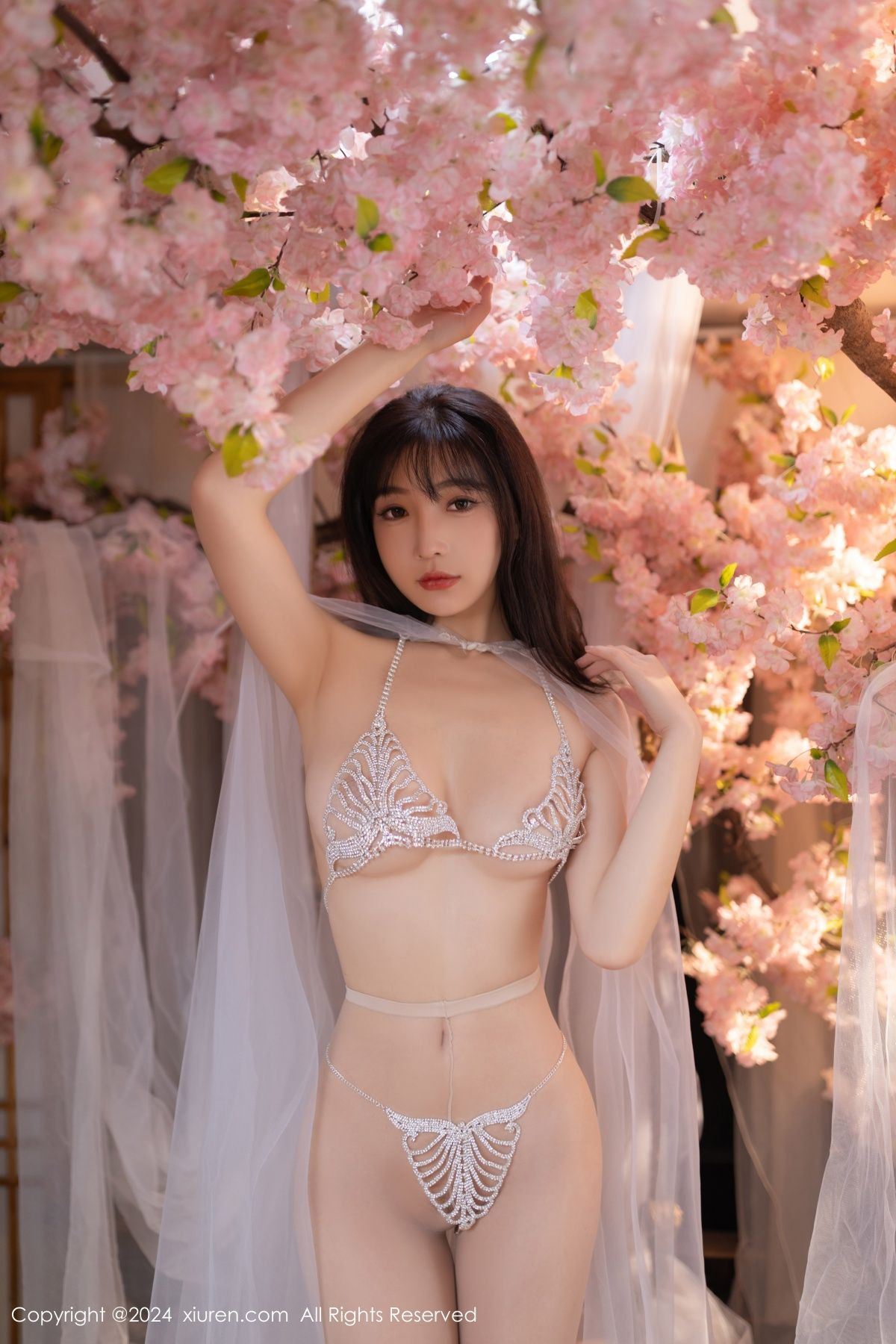[XiuRen秀人网]第8807期陆萱萱写真