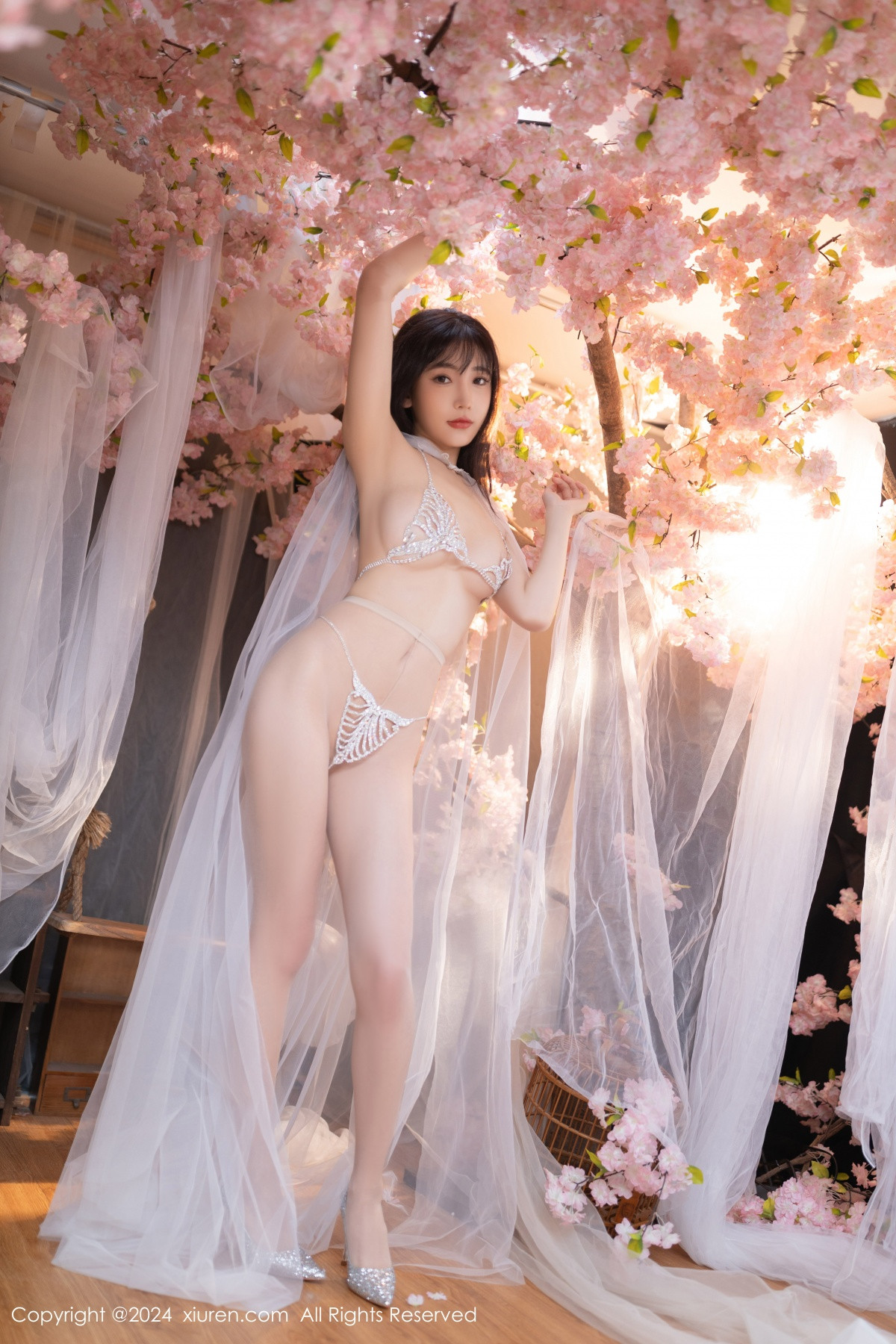 [XiuRen秀人网]第8807期陆萱萱写真