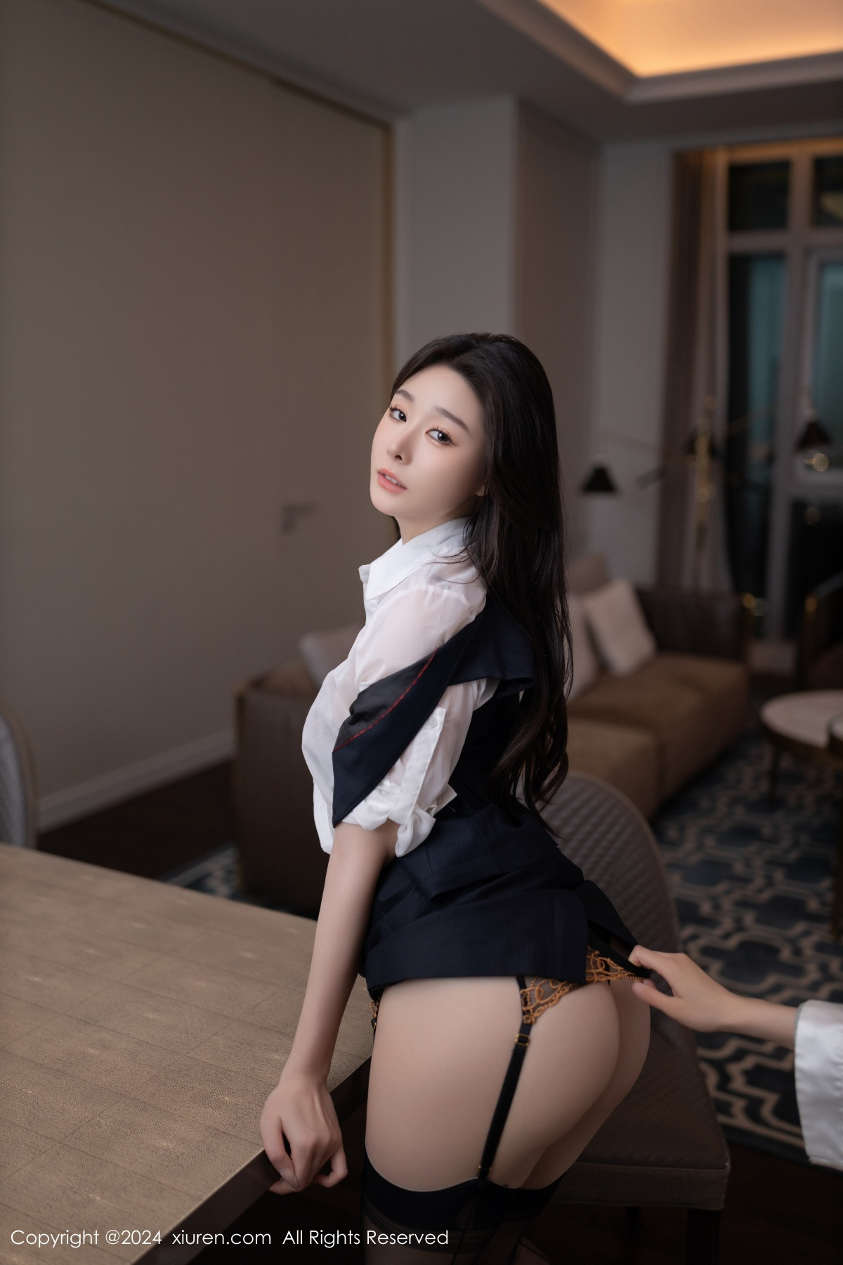 [XiuRen秀人网]第8808期小逗逗写真