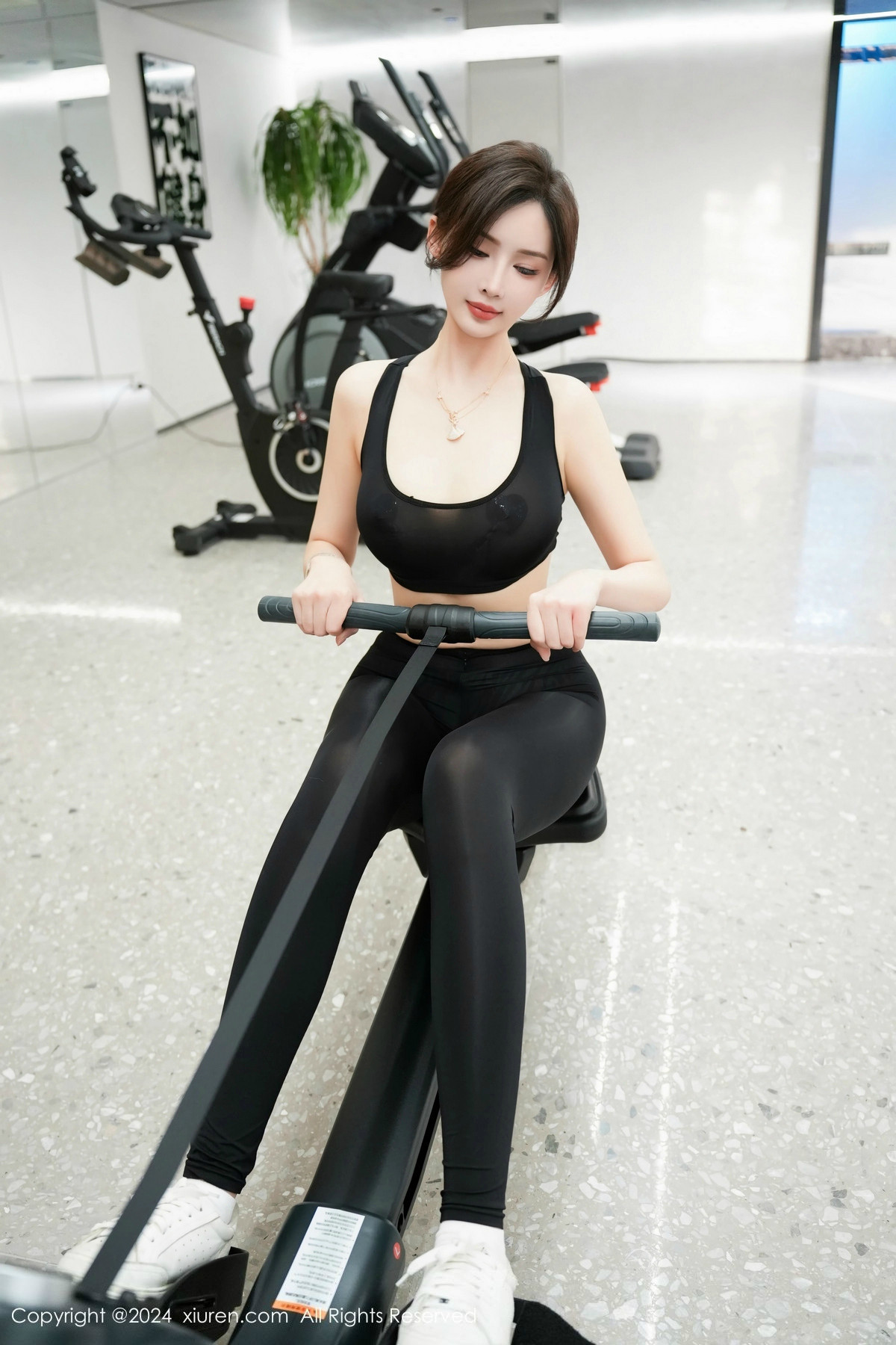 [XiuRen秀人网]第8810期周妍希写真