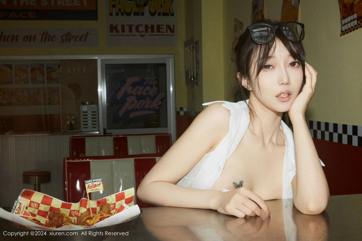 [XiuRen秀人网]第8811期玥儿玥写真