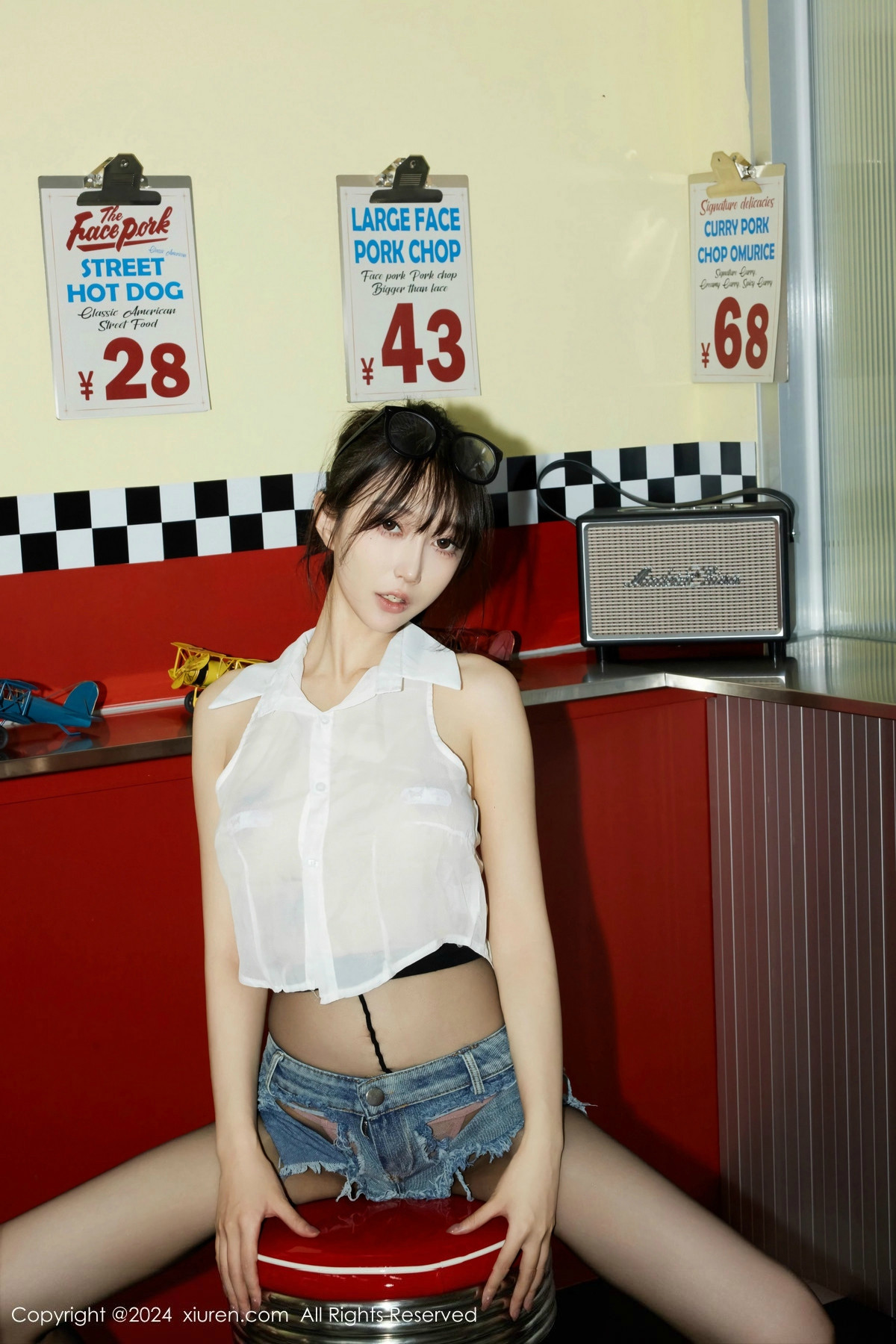 [XiuRen秀人网]第8811期玥儿玥写真